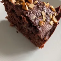 Schoko-Birnenkuchen mit Walnüssen